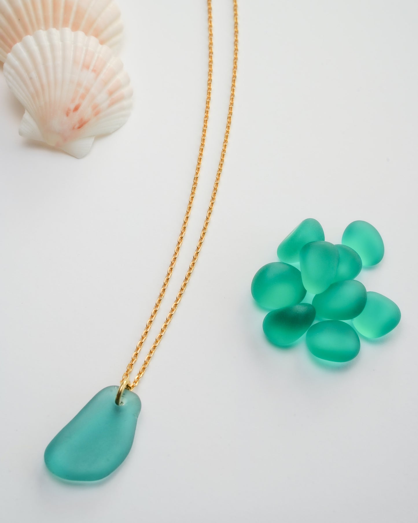Collana Vela in vetro di mare placcato oro 18K 